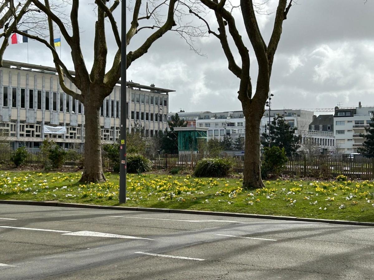 Grand appartement, 3 chambres, centre de Dieppe Extérieur photo